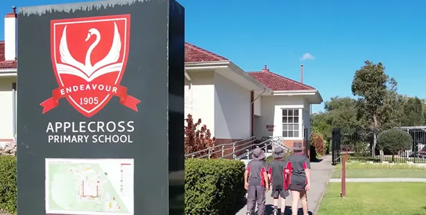 APPLECROSS PRIMARY SCHOOL 10 APPLECROSS PRIMARY SCHOOL